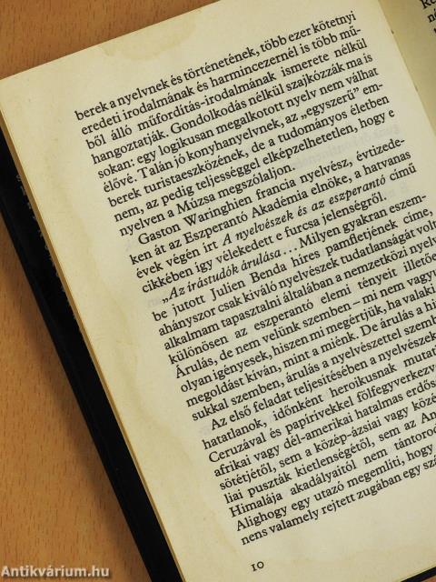 Utam a világban/Mi vizitis mian farmon (dedikált példány)