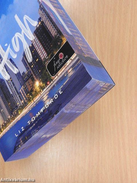 Szerelem a felhők között