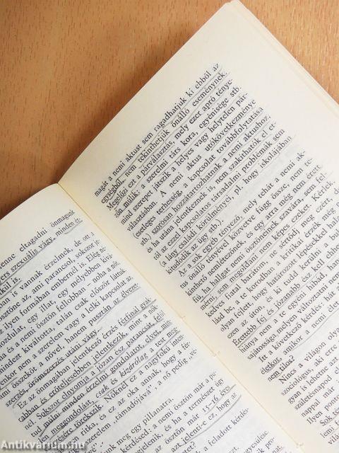 Fiúknak lányokról