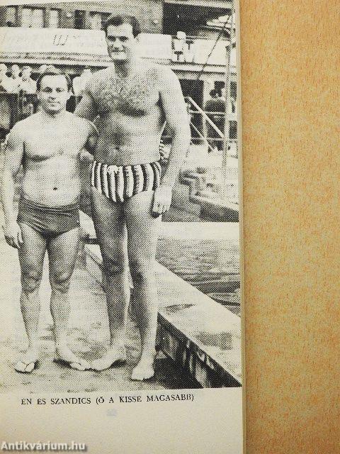 Itt állok megfürödve