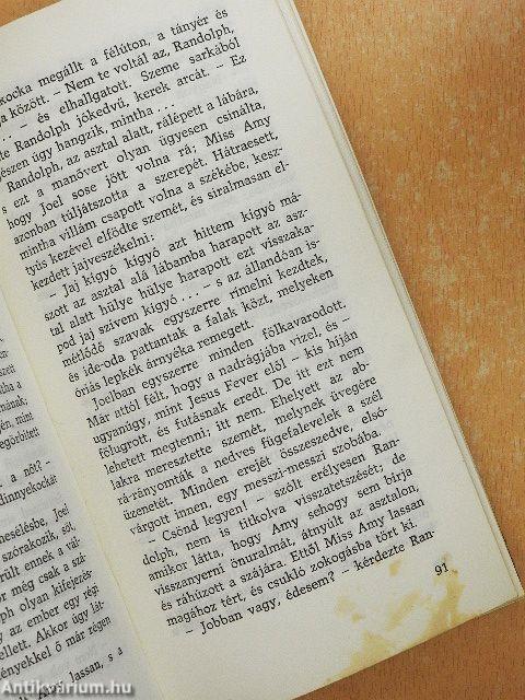 Más hangok, más szobák