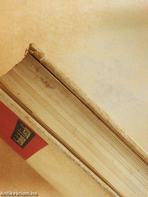 Telehold/Veér Anna alszik