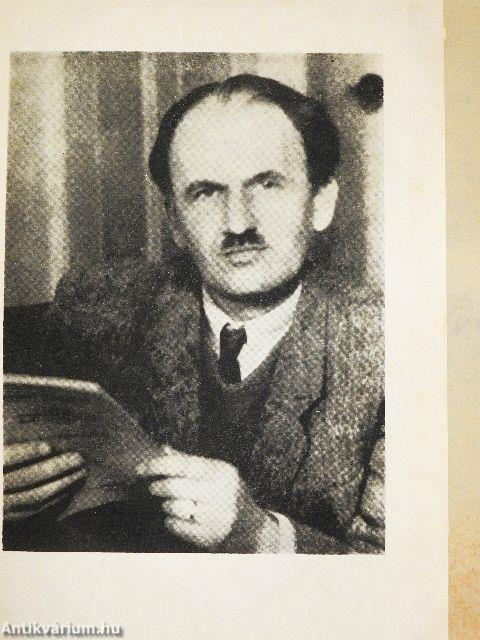 Telehold/Veér Anna alszik