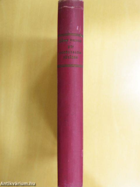 Két forradalom tüzében