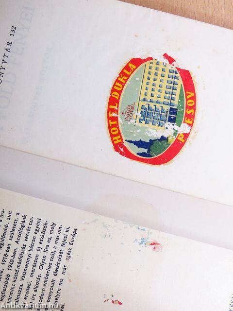 "200 kötet a Modern Könyvtár sorozatból (nem teljes sorozat)"