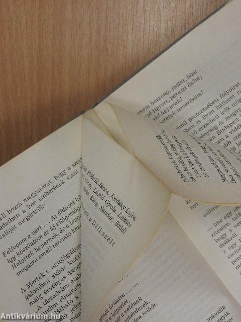 Versmondók könyve 1975