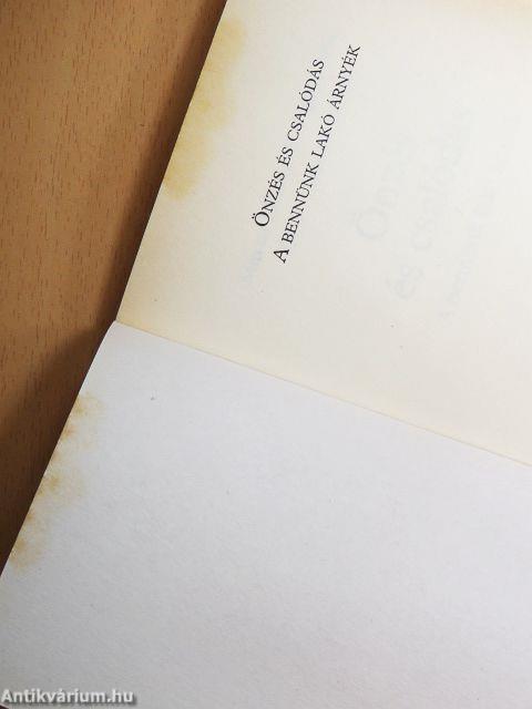 Önzés és csalódás