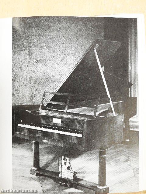 Alte Musikinstrumente