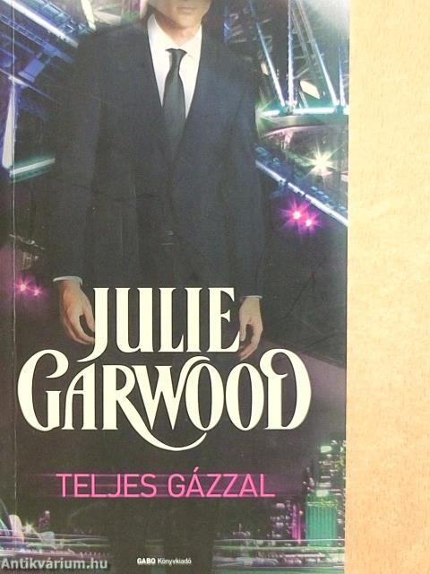 Teljes gázzal