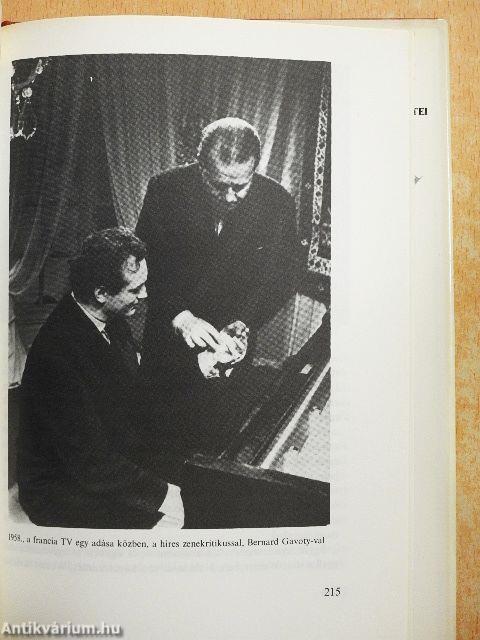 Ágyúk és virágok