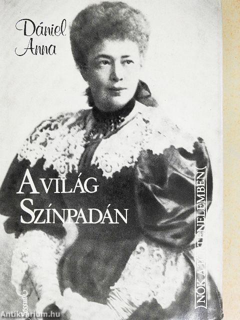 A világ színpadán