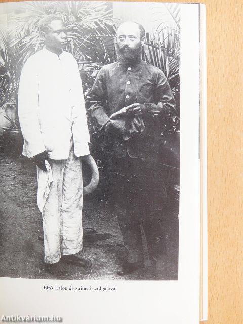 Hat év Új-Guineában