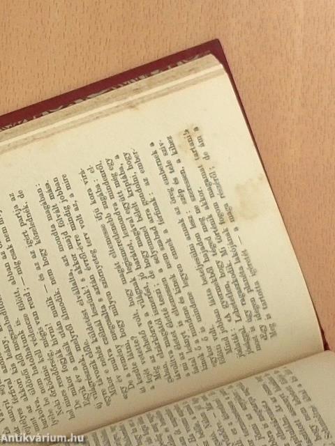 Névtelen vár I-II.