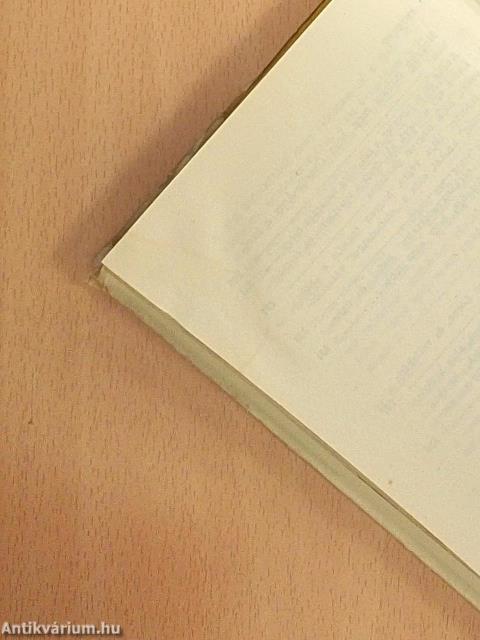 Holdfény Tahiti felett