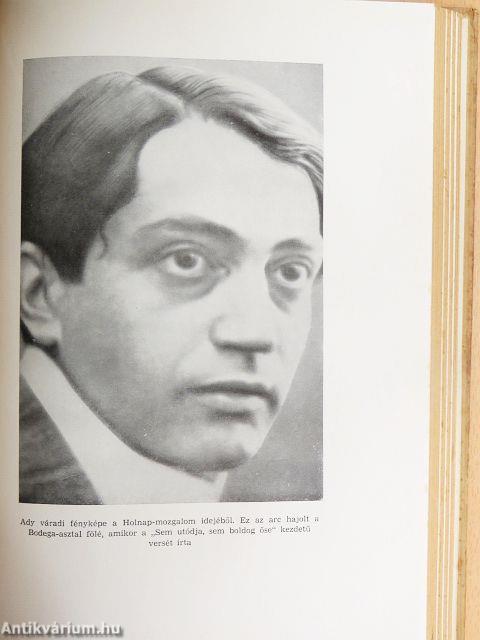 Akkor a hársak épp szerettek...