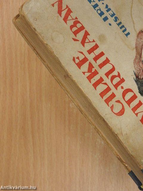 Cilike rövid ruhában