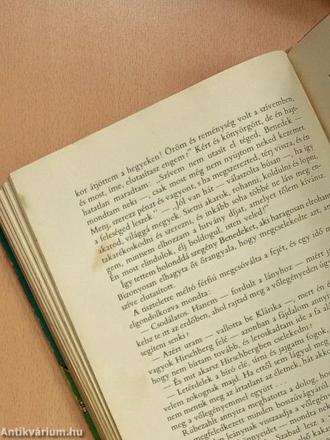 A kékfényű lámpás