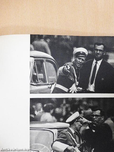 Az élet megy tovább