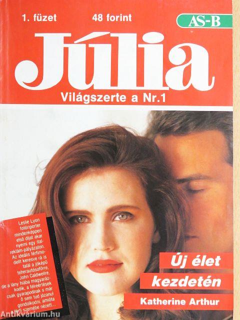 "150 kötet a Júlia szerelmes füzetek sorozatból (nem teljes sorozat)"