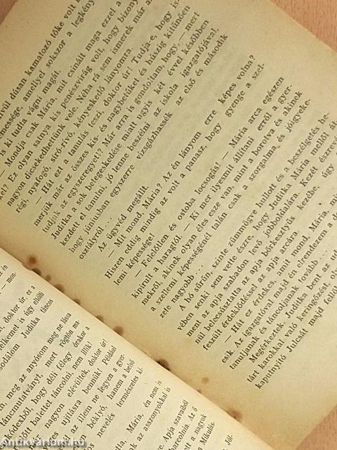 Kisbaconi fenyőfák