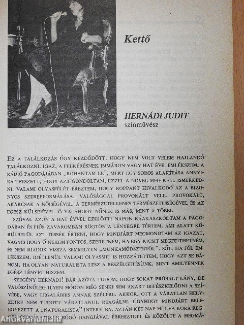 Szigorúan nyilvános