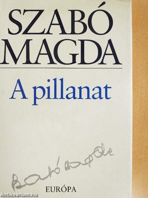A pillanat