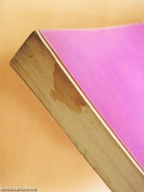 Egyedül a pódiumon