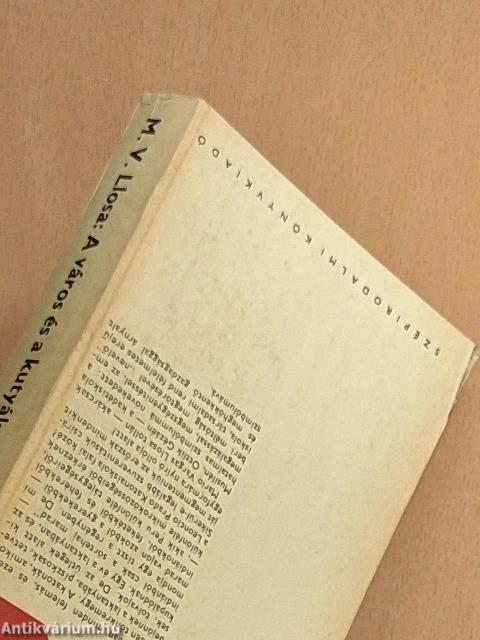 A város és a kutyák