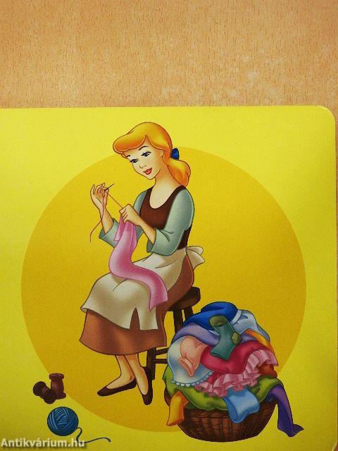 Cinderella Dressing Up