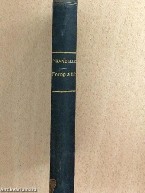 Forog a film...