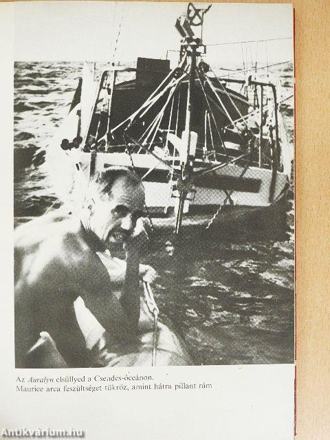 117 nap a hullámok hátán