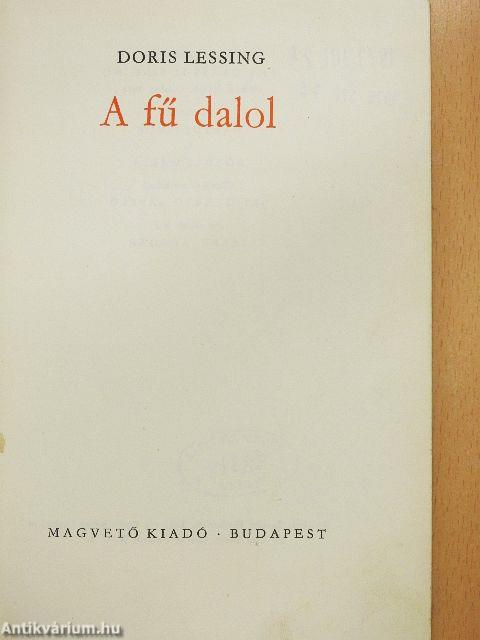 A fű dalol