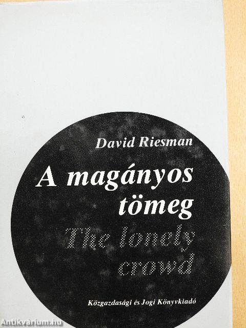 A magányos tömeg