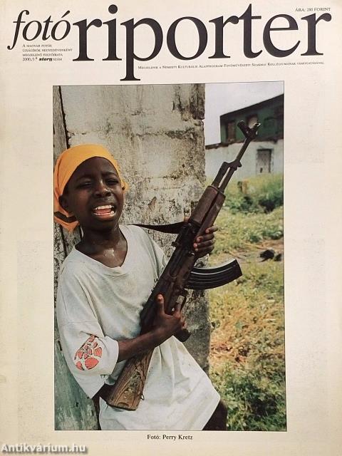 Fotóriporter 2000/3.