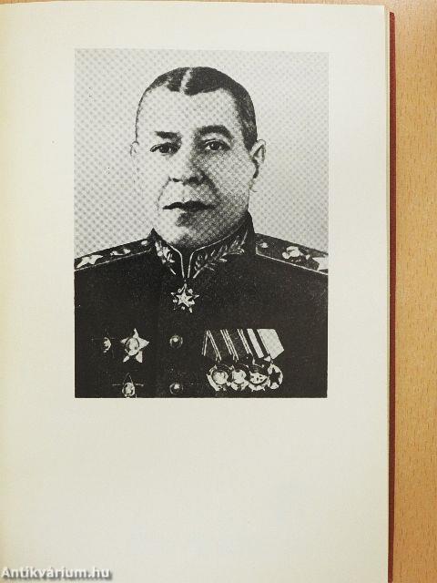 Hadtudományi írások
