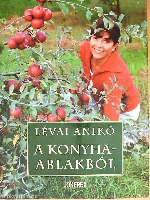 A konyhaablakból