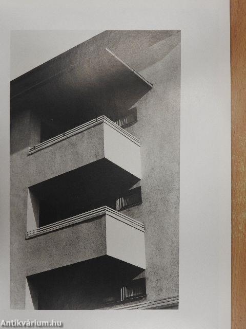 Camera Januar 1977