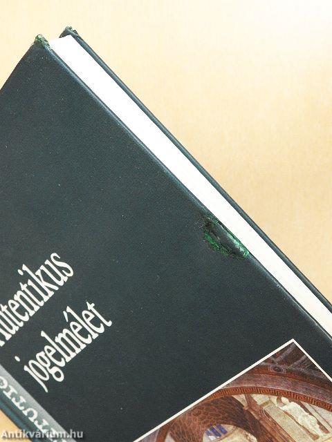 Autentikus jogelmélet