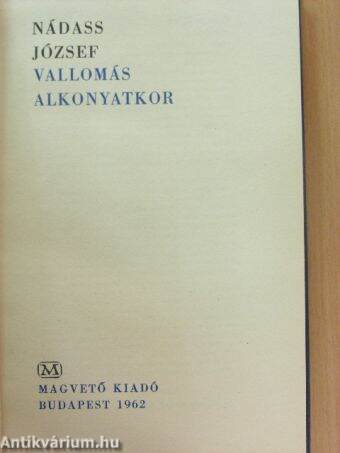 Vallomás alkonyatkor