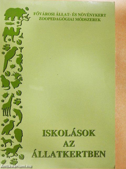 Iskolások az állatkertben
