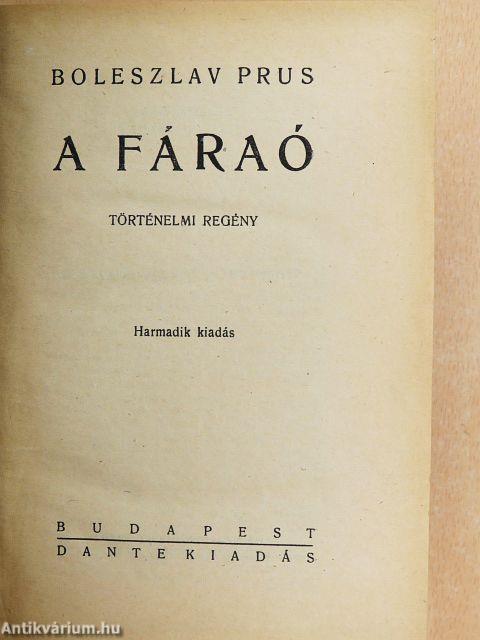 A fáraó I-III.