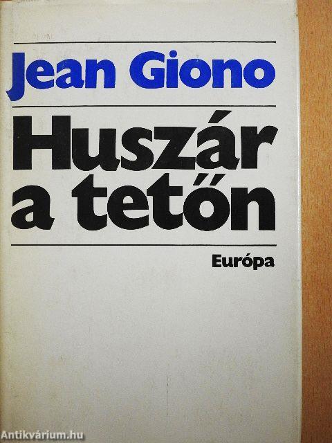 Huszár a tetőn