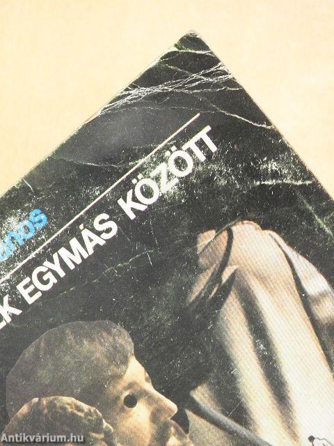 Kémek egymás között