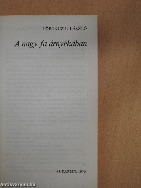 A nagy fa árnyékában