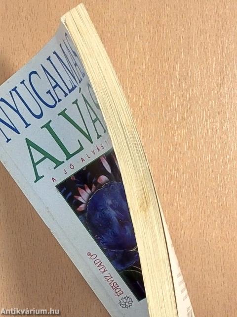Nyugalmas alvás