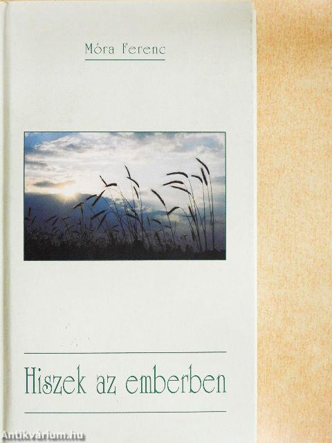 Hiszek az emberben