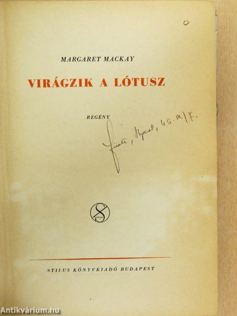 Virágzik a lótusz