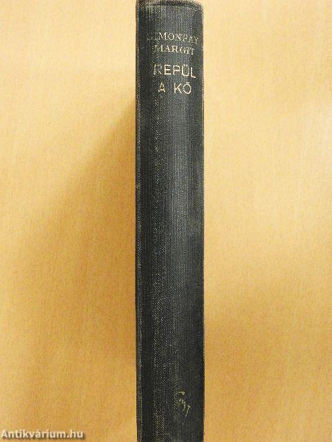 Repül a kő