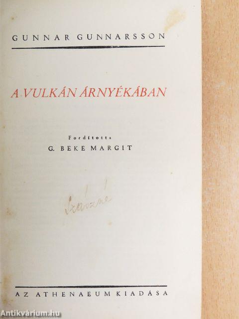 A vulkán árnyékában