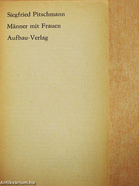 Männer mit Frauen